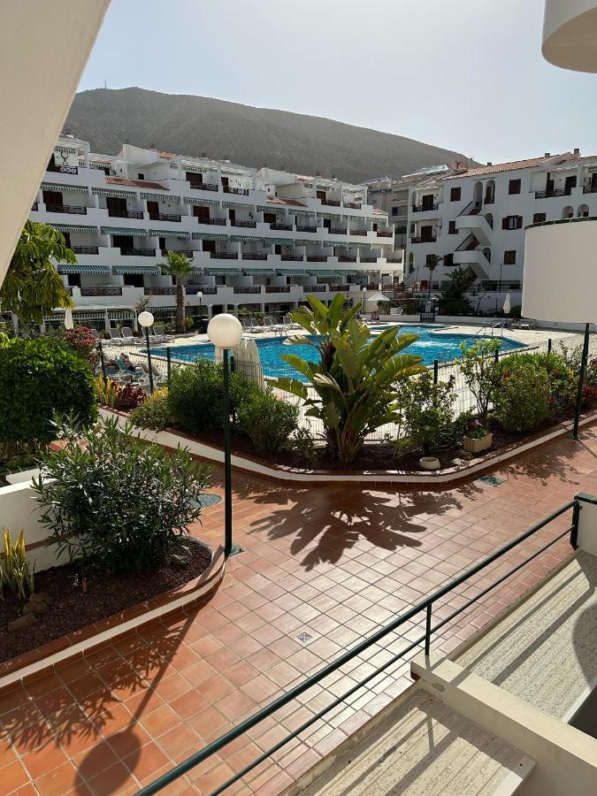 ארונה Victoria Court 2- Lovely Apartment 25 מראה חיצוני תמונה