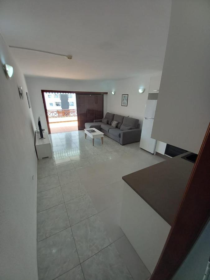 ארונה Victoria Court 2- Lovely Apartment 25 מראה חיצוני תמונה